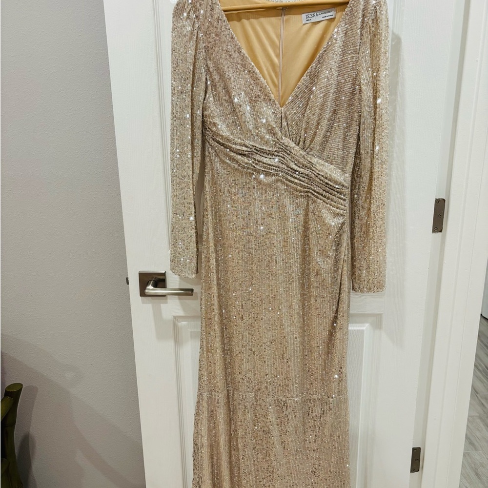 Sequined Long Sleeve V-Neck Evening Dress - Champagne - Picture 7 of 13